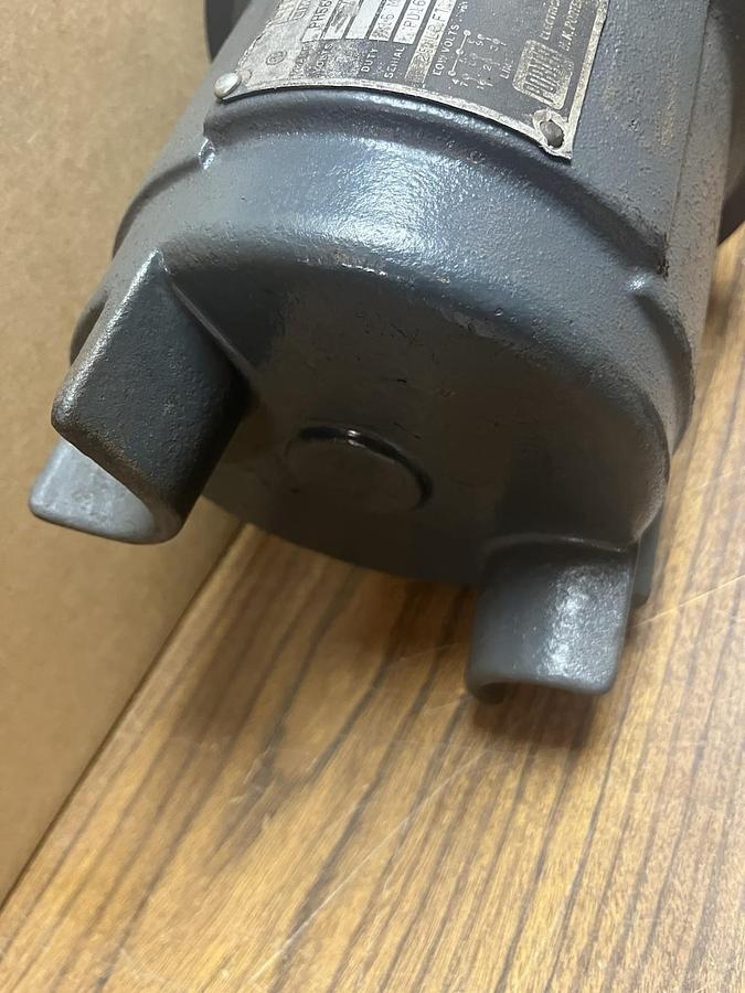 Used LIMITOR,113-18-1441-0,LIMITORQUE GEARMOTOR 1.6HP 1750RPM 460V PH56K 25 LB/FT