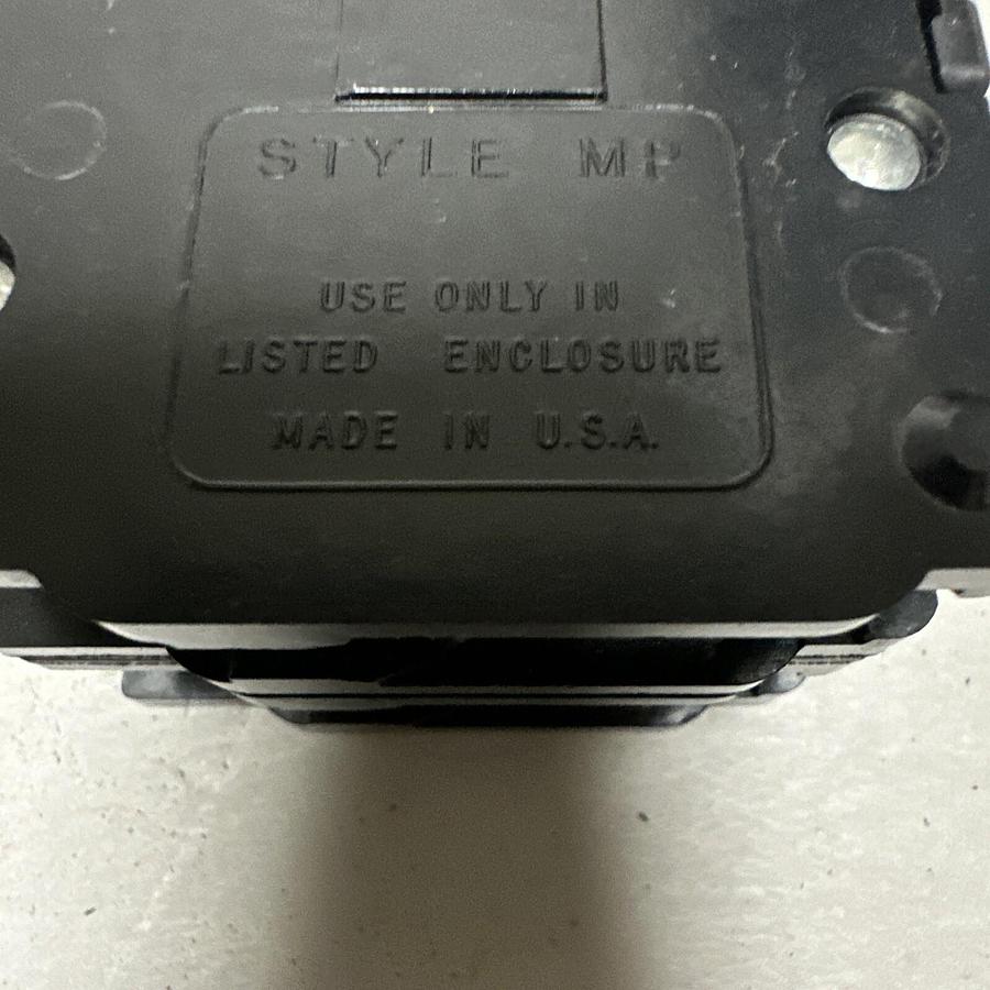 Used Murray,MP220,2 Pole 20 Amp Circuit Breaker LOT of 3 (G099)