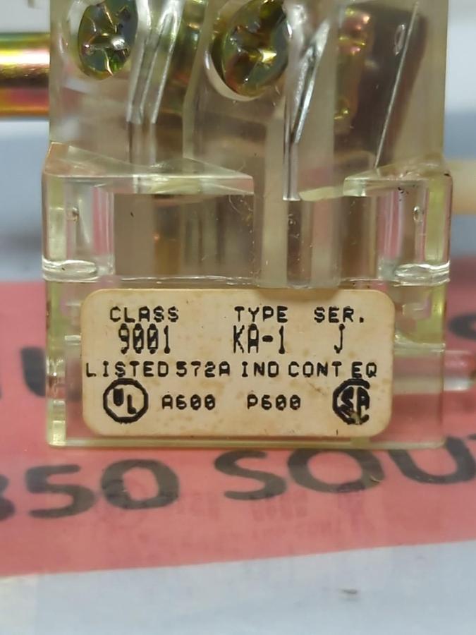 SQUARE D,9001 KA 1,FINGER SAFE CONTACT BLOCK SERIES J NOS