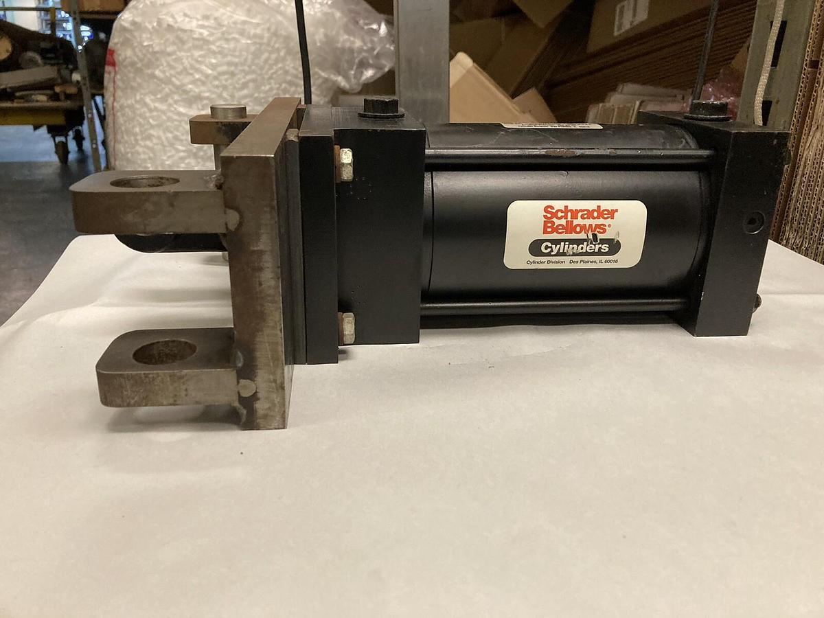 Used Schrader Bellows,PAE112321 5.000,PA-2 Series Cylinder 250 psi