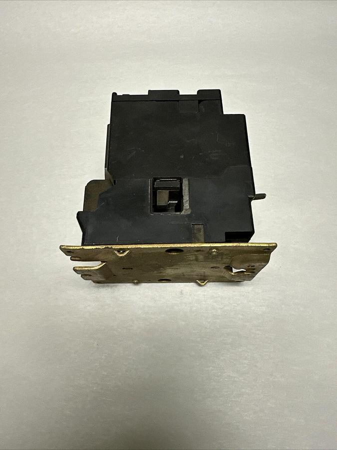 Used Square D,8536SC03,Nema Size 1 Magnetic Contactor