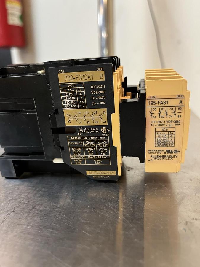 Used ALLEN BRADLEY,700-F310A1,CONTACTOR 120V COIL 195-FA31