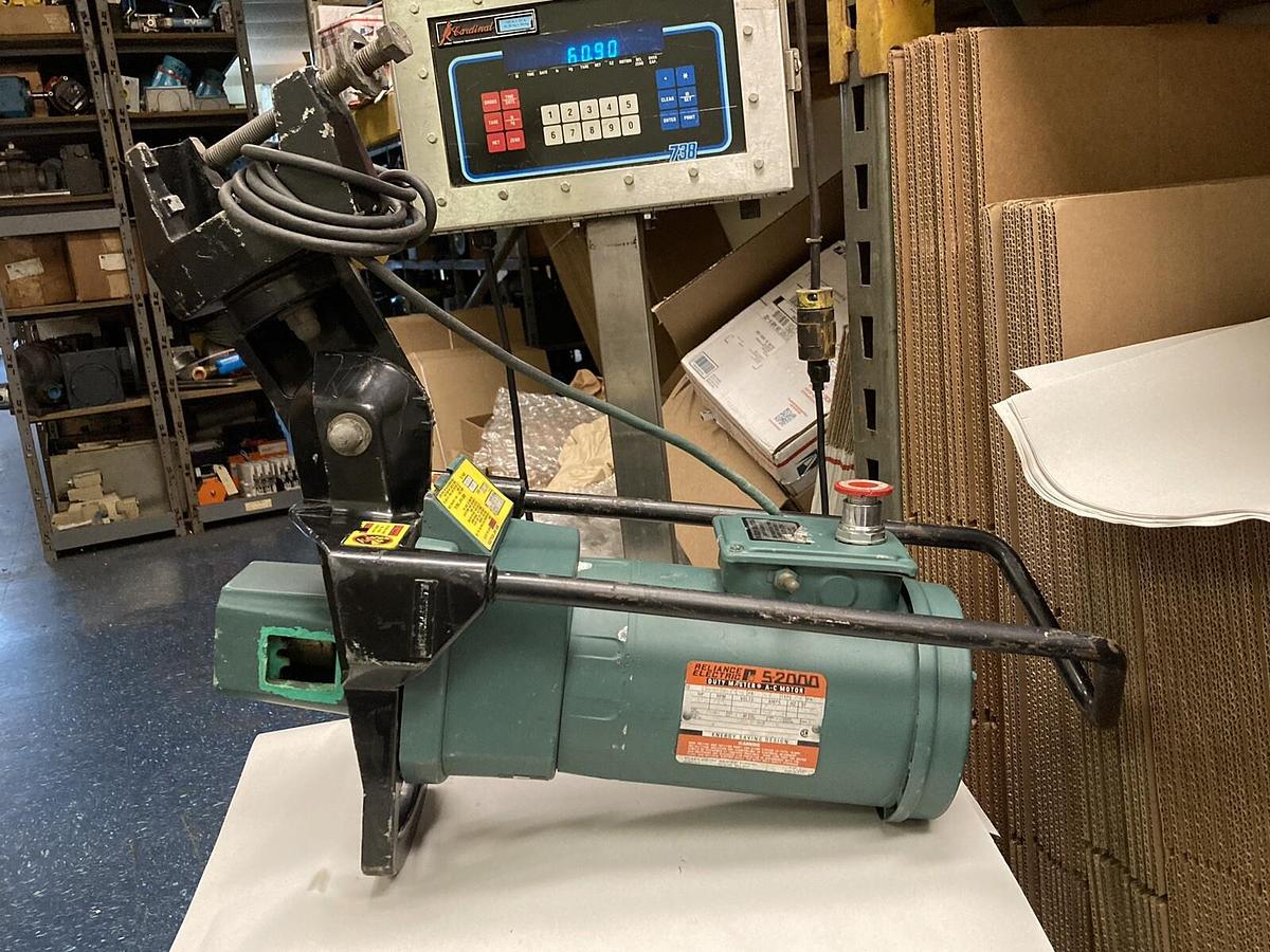 Used Lightnin Vektor,V6P25K,3-Phase Mixer 1/3Hp