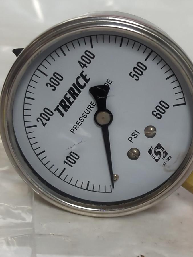 TRERICE,D82LFB,PRESSURE GAUGE 2.5 INCH FACE 1/4 INCH LM 0-600 PSI NOS