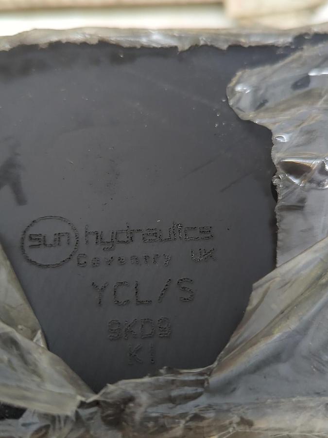 SUN HYDRAULICS,S70073 YC4/S,MANIFOLD BLOCK NOS