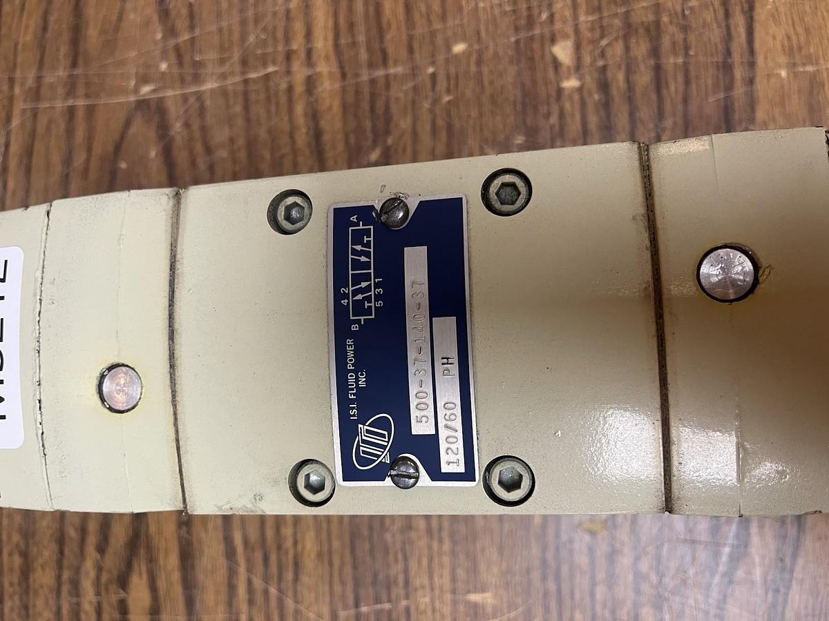 Used ISI FLUID POWER,500-37-140-37,SOLENOID VALVE 120V
