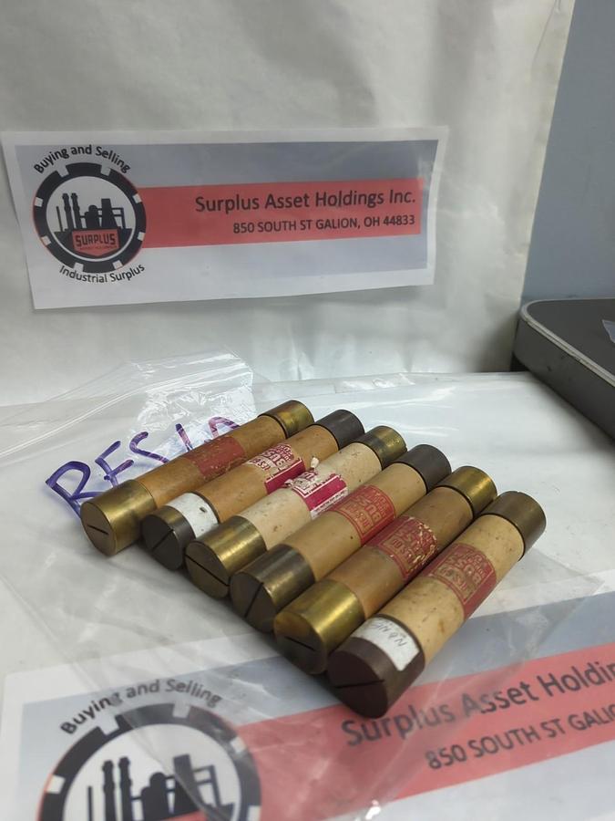 COOPER BUSSMANN,RES60,RENEWABLE 60 AMP FUSE LOT OF 6 PRE-OWNED