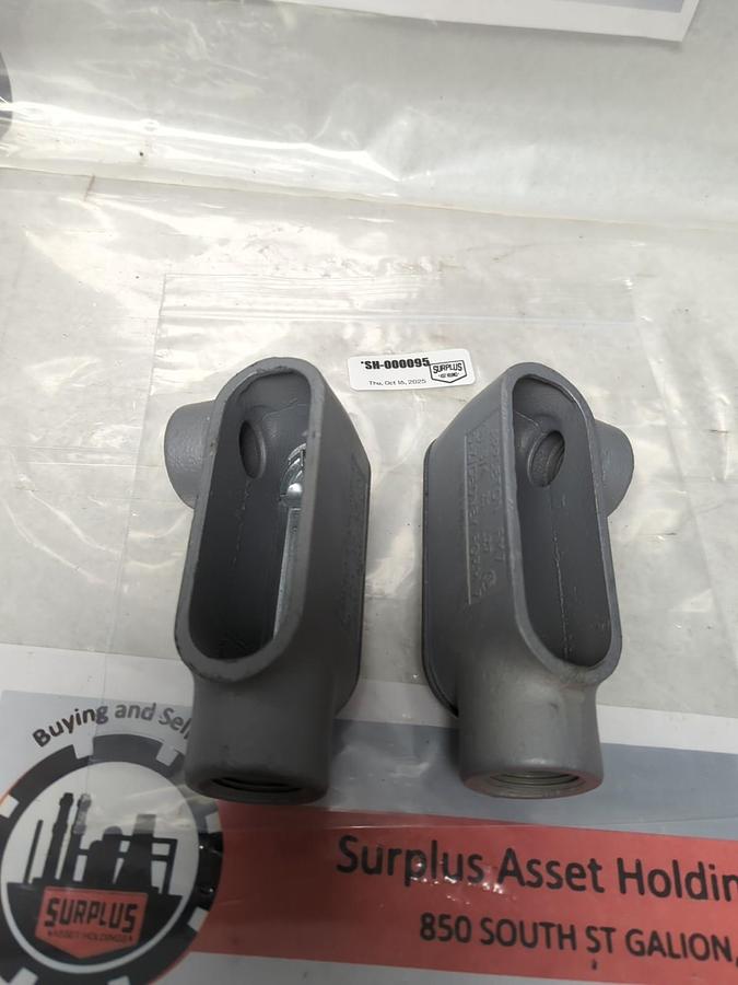 APPLETON,L27,FM7 CONDUIT BODY WITH COVER 3/4 INCH LOT OF 2 NOS