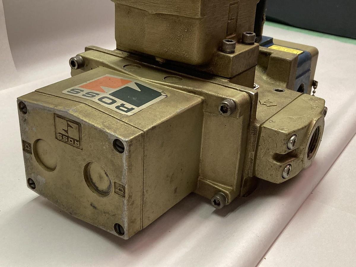 Used Ross,3573A5161,Double Air Valve