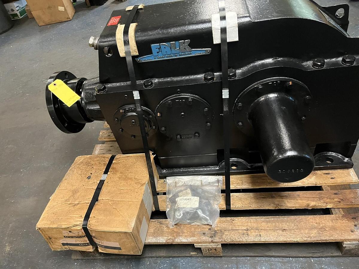 Used FALK,2090YB2-A,ENCLOSED GEAR DRIVE 100HP 18.55 RATIO INPUT 1750RPM
