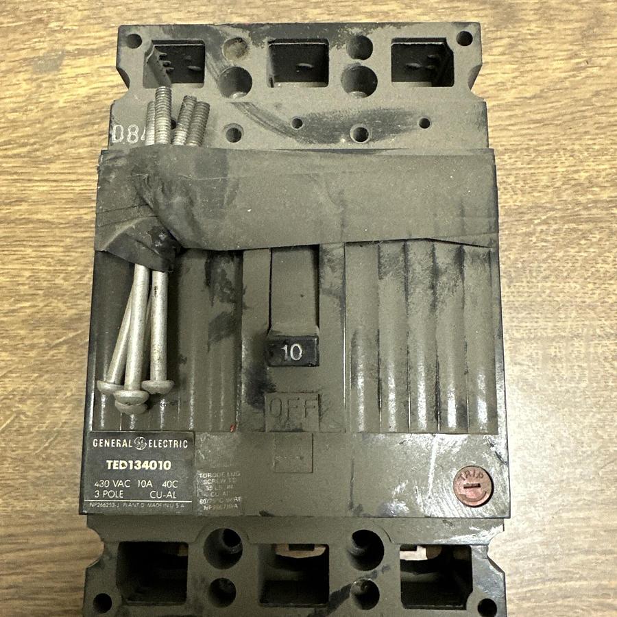 Used GE,TED134010,480vac 10A 3 pole Circuit Breaker