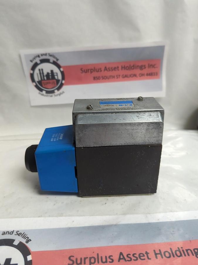 Used VICKERS,DG4V4012AMWB510,DIRECTIONAL CONTROL VALVE 4500/1750 PSI 310/120 BAR