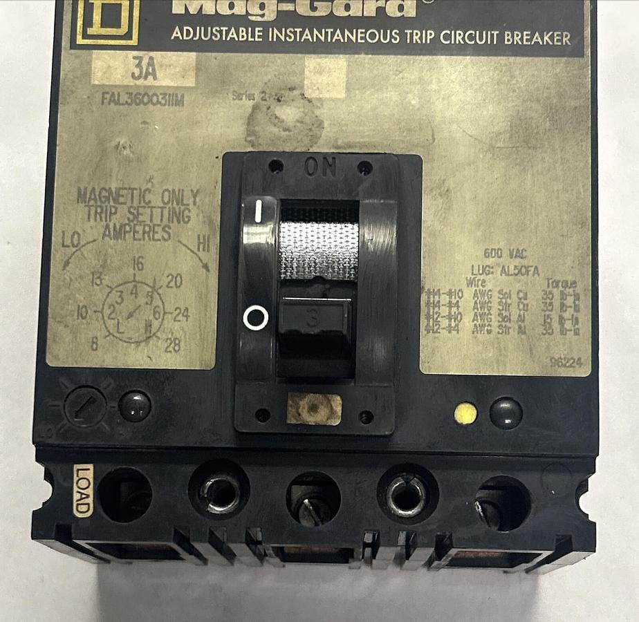 Used SQUARE D,FAL36003IIM,CIRCUIT BREAKER 3A 600V 3P