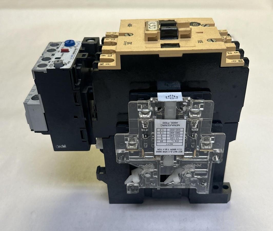 Used ALLEN BRADLEY,100-A30NZ*3,CONTACTOR
