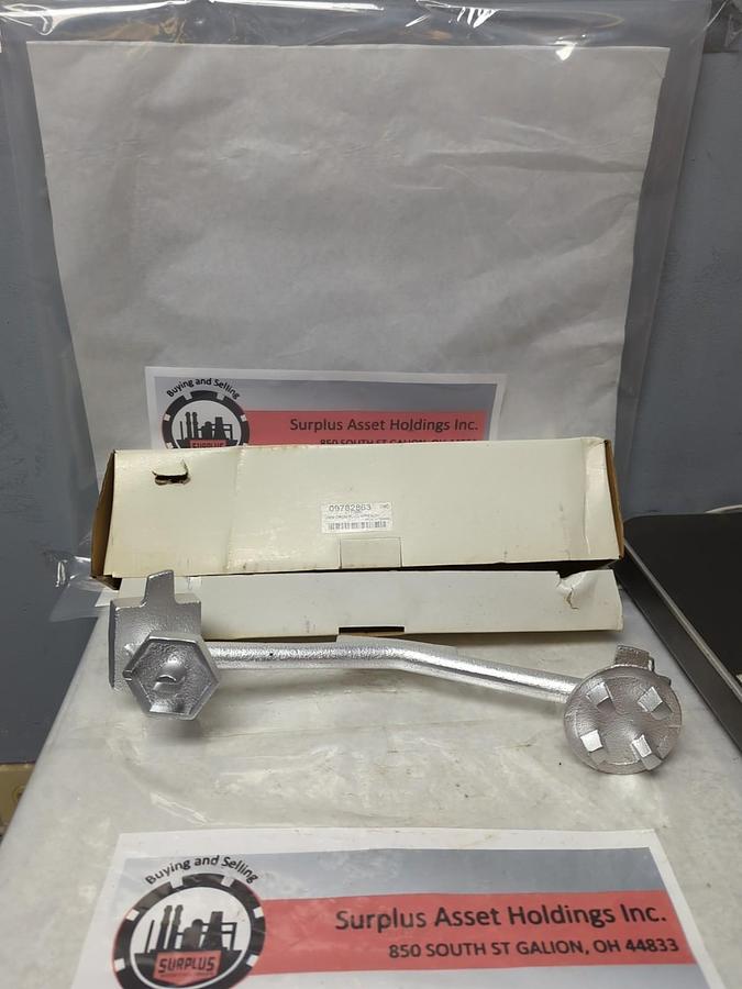 UNBRANDED,09782863,STYLE 3060 UNIVERSAL DRUM PLUG WRENCH NOS