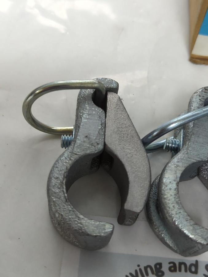 COOPER CROUSE-HINDS,CHS2437,CONDUIT CLAMP FOR FIXTUREHANGER 3/4 INCH LOT OF 5