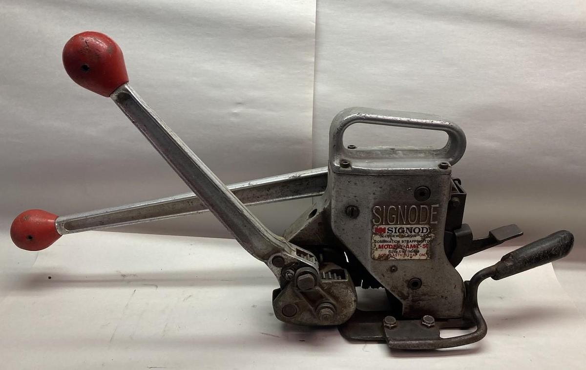 Used Signode,AMT-58,Steel Manual Strapping Machine Size 5/8 Inch