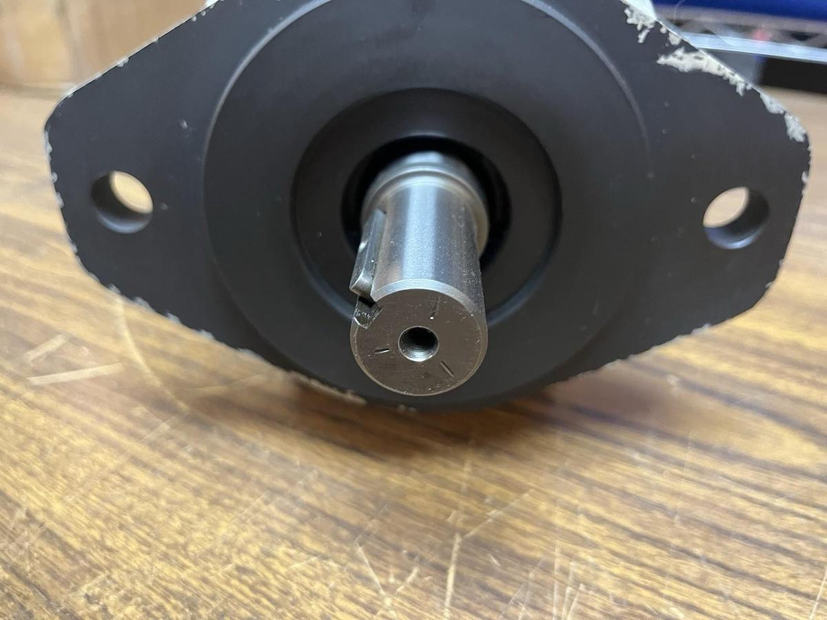 Used REXROTH,PVV1-1X/018RA15UMB-0077,HYDRAULIC PUMP