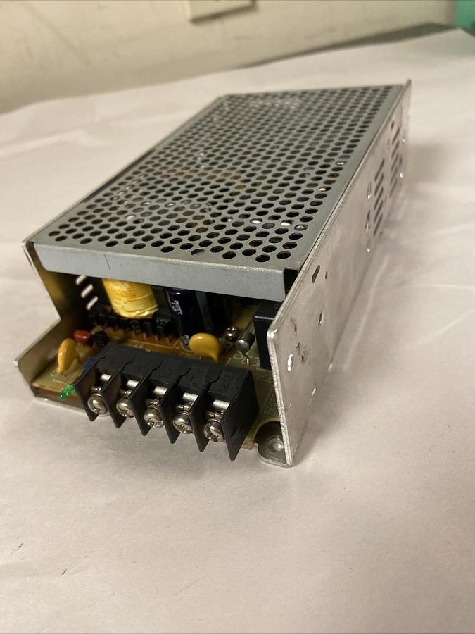 Used Omron,S82J-15024DD,Power Supply Input 100-120V/200-240VAC Out 24VDC 6.5A