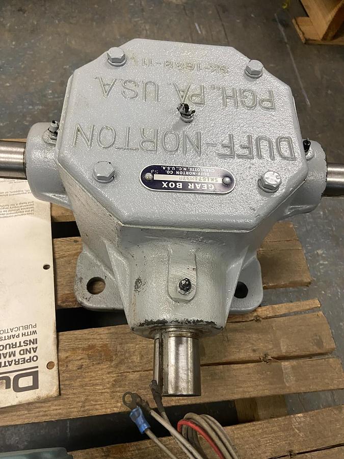 Duff-Norton,SK1671M37R,Mitre Gear Box Ratio 1:1