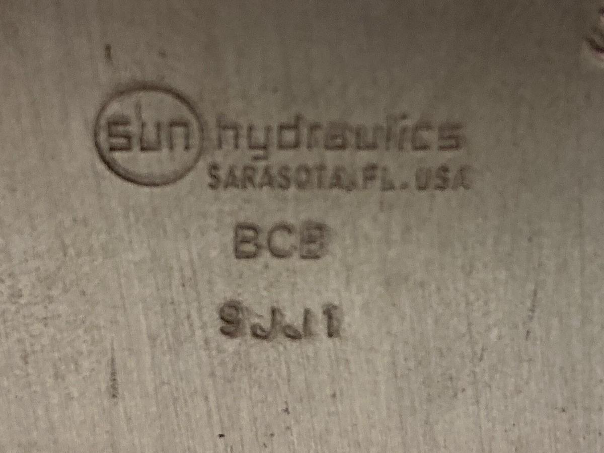 Used Sun Hydraulics,BCB-9JJ1,Hydraulic Manifold Valve