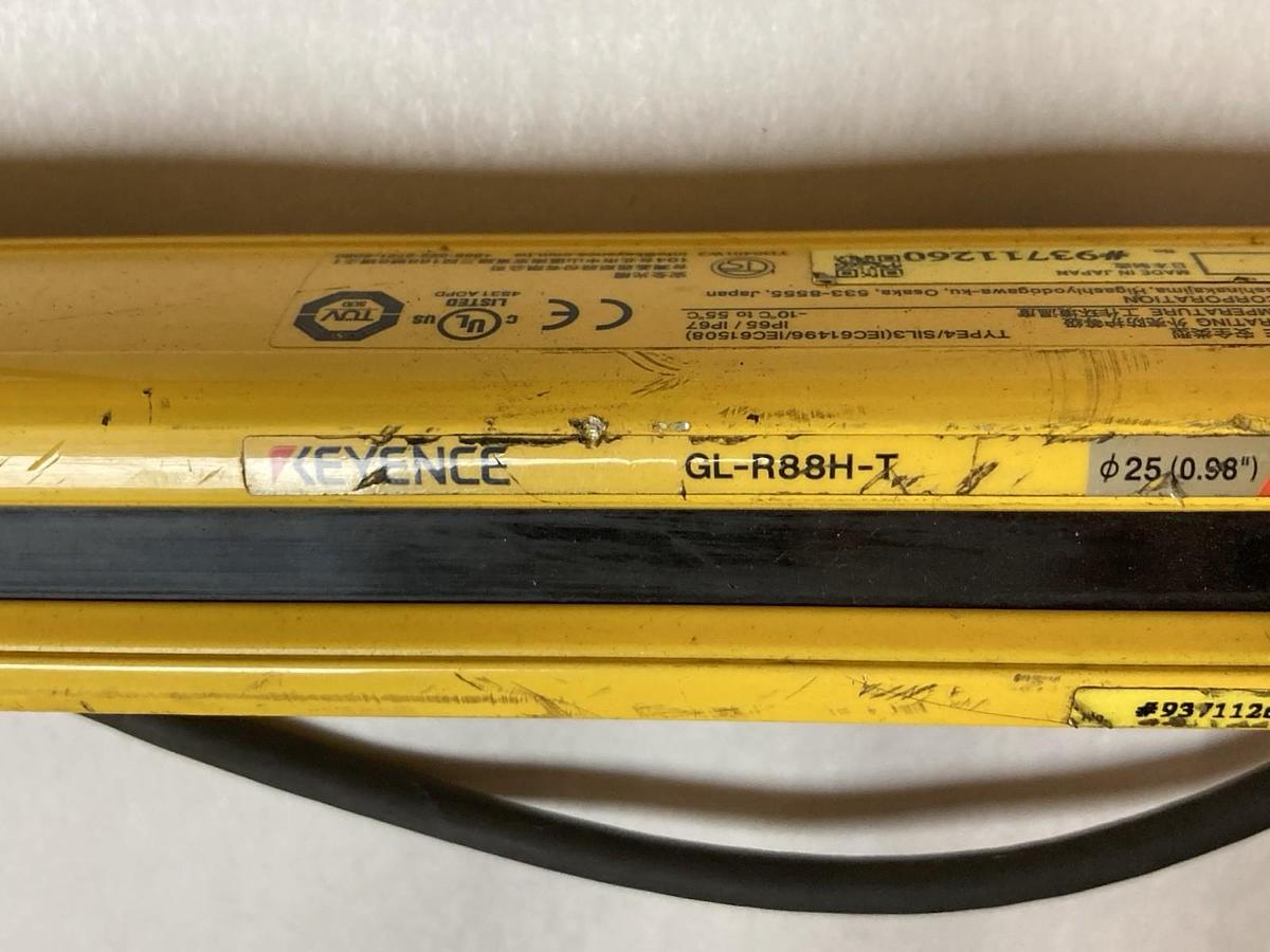 Used Keyence,GL-R88H-R + GL-R88H-T,Optical Safety Sensor 25mm 24VDC