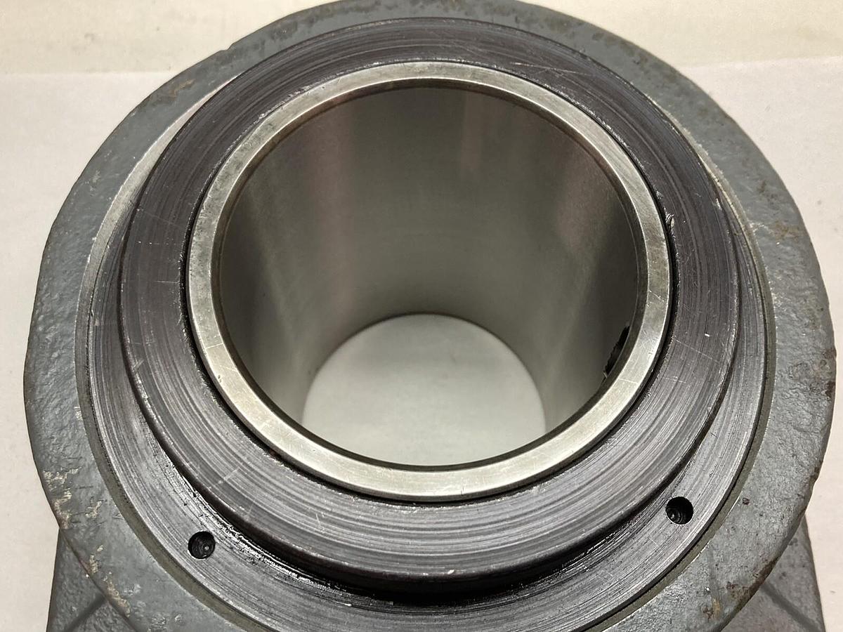 Link-Belt,EFB22563H,Flange Roller Bearing 3-15/16 Inch