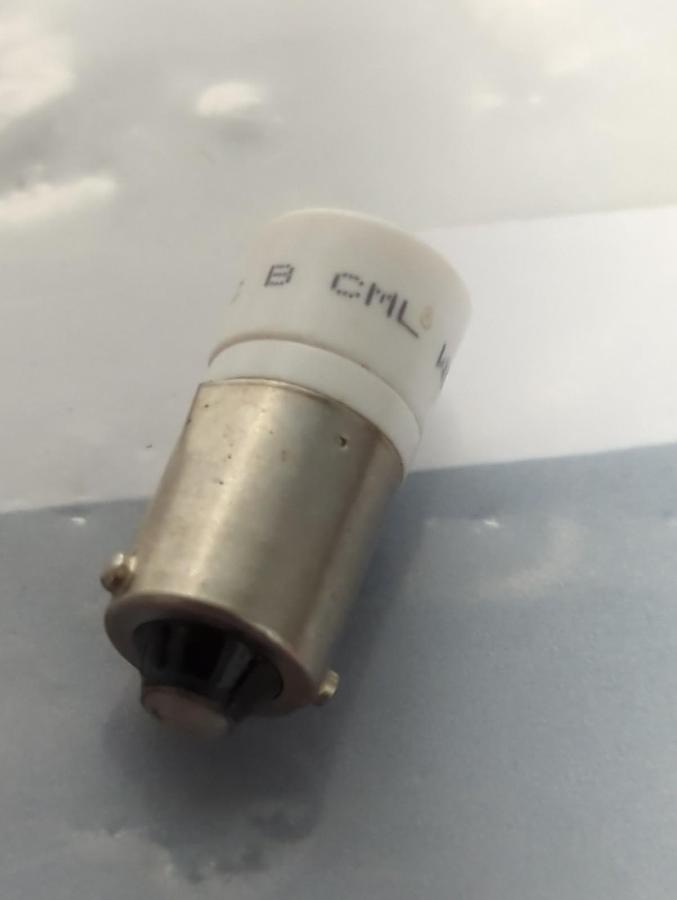 Used CML,WD,INDICATOR LAMP 24VAC/DC LOT OF 6 PRE-OWNED