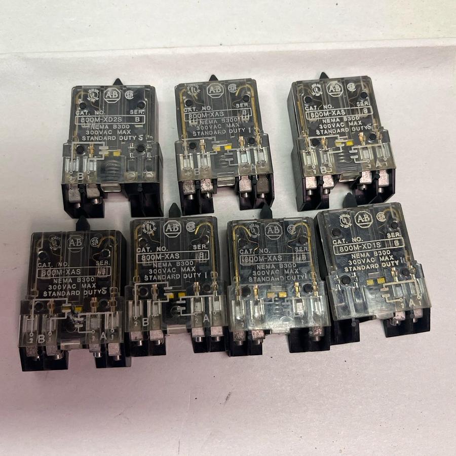 ALLEN BRADLEY,800M-XAS,CONTACT BLOCK 22MM SERIES B LOT OF 7
