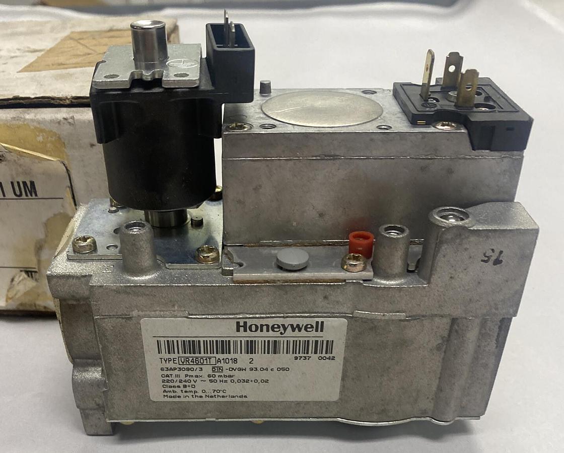 Honeywell,41597-001,Gas Valve NOS