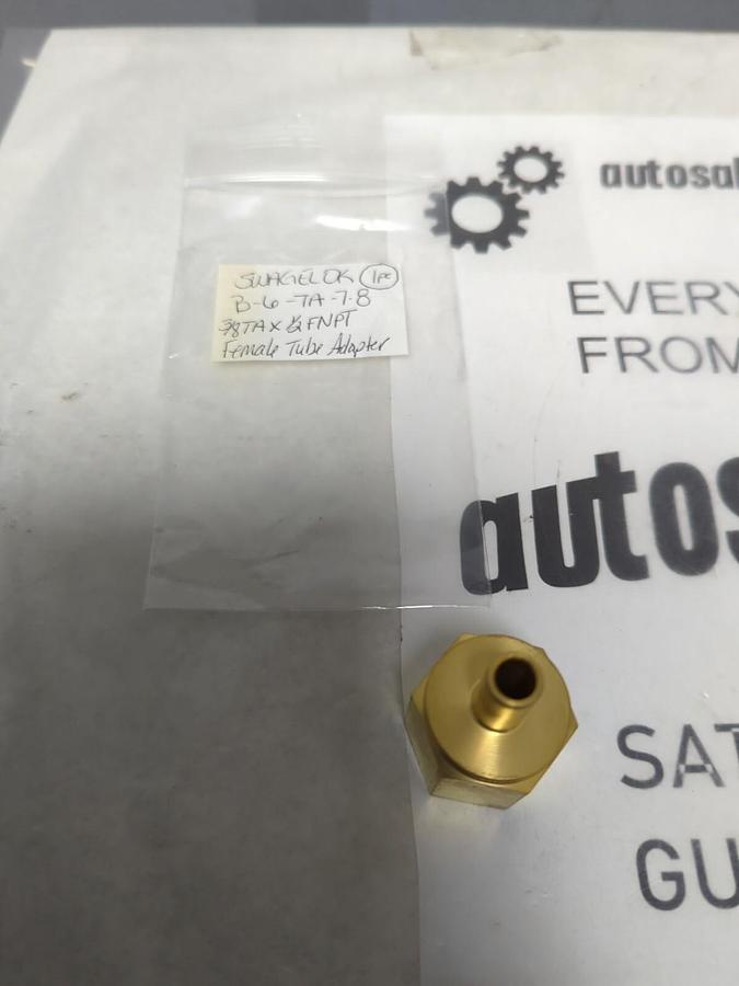 SWAGELOK,B-6-TA-7-8,3/8TA X 1/2FNPT FEMALE TUBE ADAPTER NOS