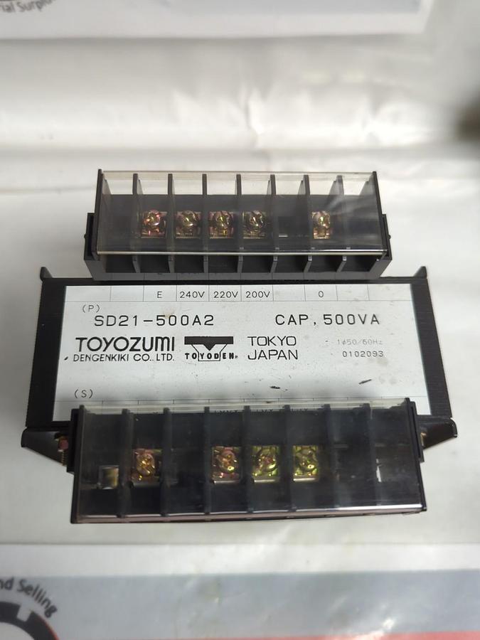 Used TOYOZUMI,SD21-500A2,TRANSFORMER CAP-500VA PRE-OWNED