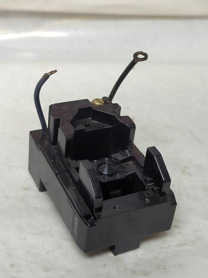 Used ALLEN BRADLEY,95AB83,OPERATING COIL 240V 60HZ PRE-OWNED