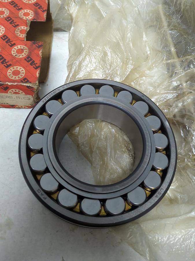 FAG,22220EAS.M.C3,SPHERICAL ROLLER BEARING NOS