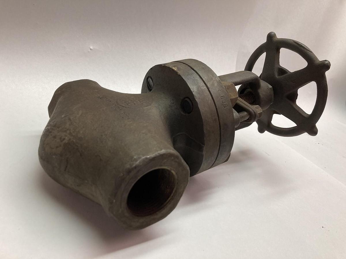 Used Vogt,12141,Manual Steel Socket Globe Valve 1-1/4 Inch 800