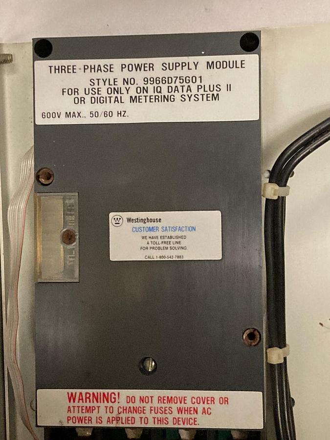 Used Cutler Hammer,3-Phase,12 INCH MCC Disconnect Switch with IQ Data Plus II 2D78522