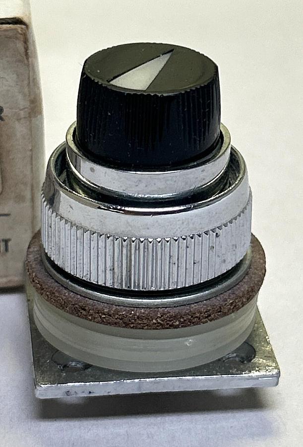 CLARK,100FA1Q,PUSH BUTTON NOS