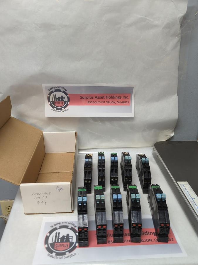 Used ARROW HART,TYPE CB,CIRCUIT BREAKER 15 AMP 2-POLE LOT OF 10 PRE-OWNED