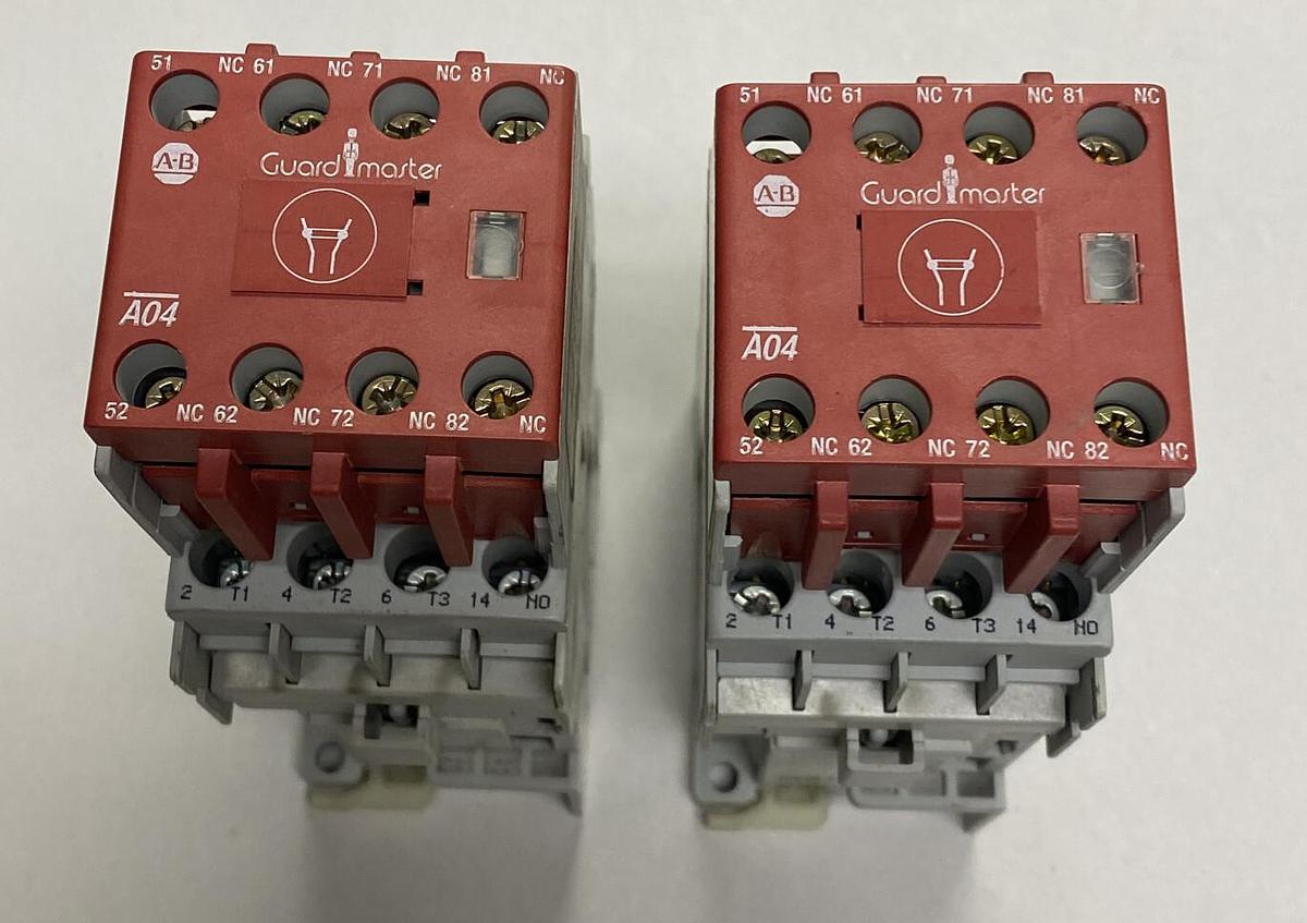 Used ALLEN BRADLEY,100-C16Z*10/100-C16ZB10, CONTACTOR LOT OF 2