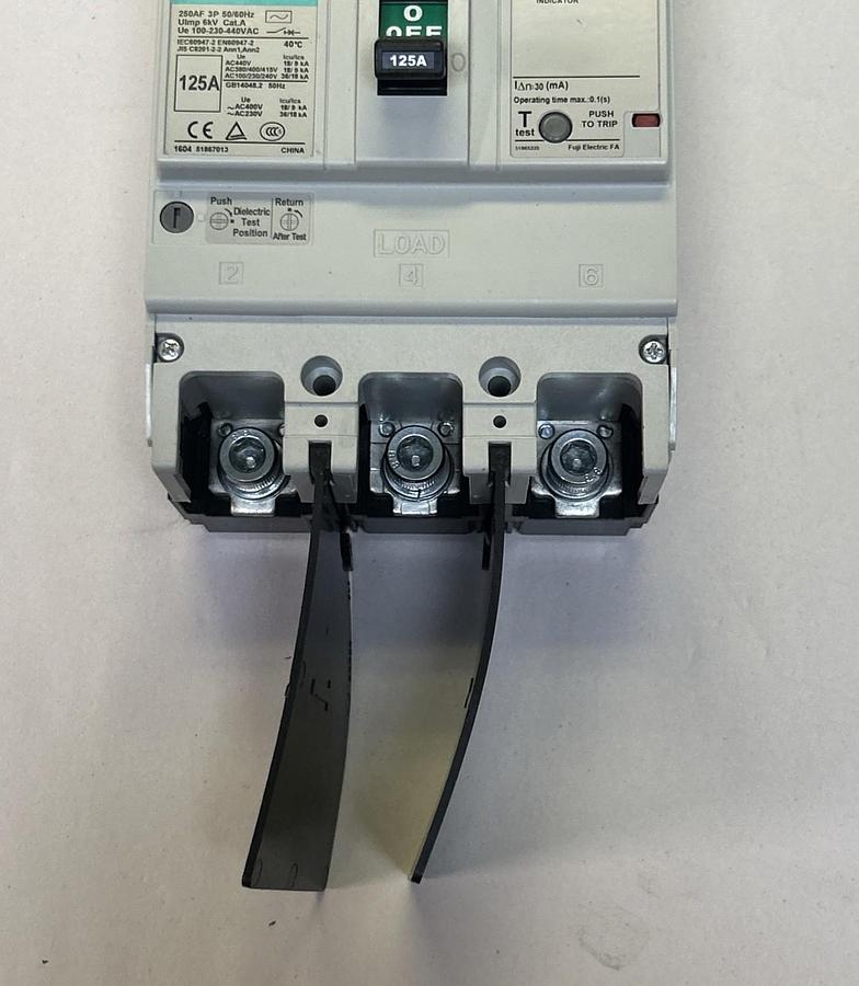 Used FUJI ELECTRIC,EW250EAG,EARTH LEAKAGE CIRCUIT BREAKER 125A 100-230-440V 3P