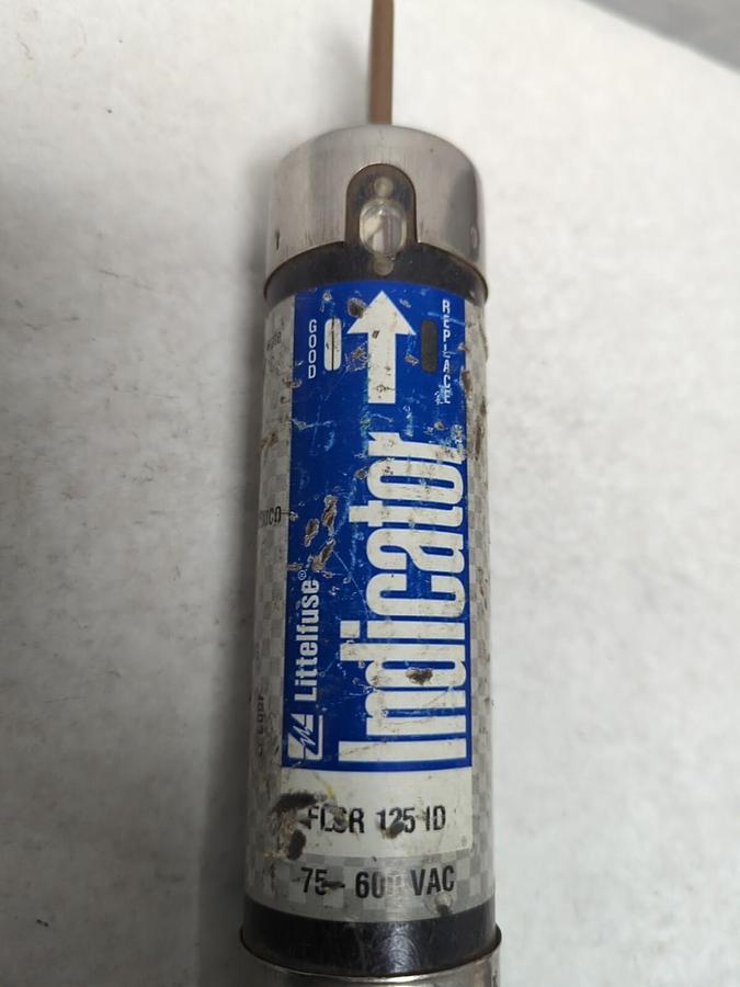 Used LITTELFUSE,FLSR125 ID,INDICATOR 125 AMP FUSE PRE-OWNED
