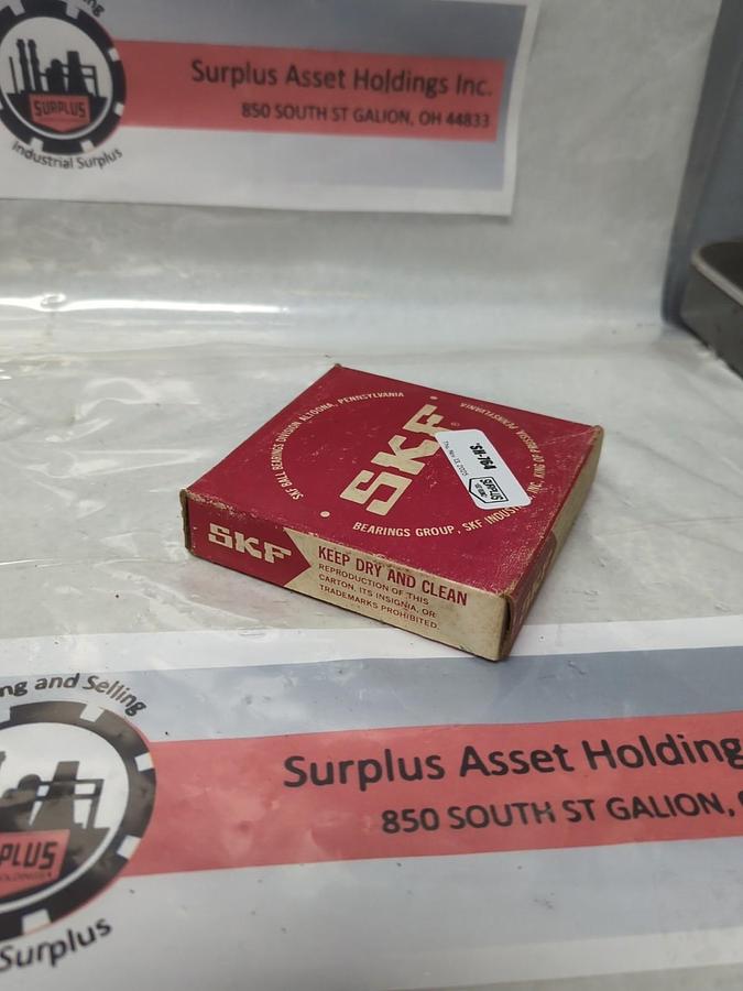 SKF,6209 2ZJEM,DEEP GROOVE BALL BEARING NOS