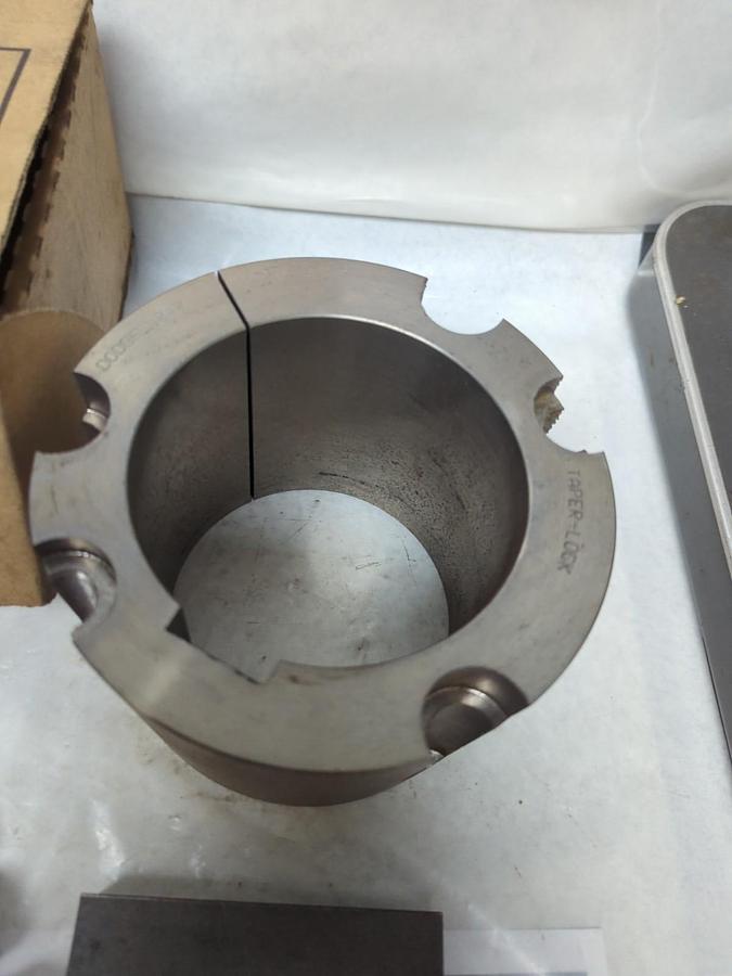 DODGE,117338,TAPER-LOCK BUSHING 4040 X 3-15/16 KW NOS