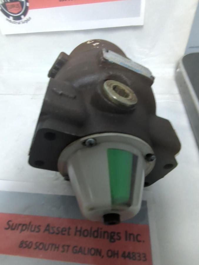 Used VICKERS,0FP 35 P 11,FILTER VALVE 737318 PRE-OWNED
