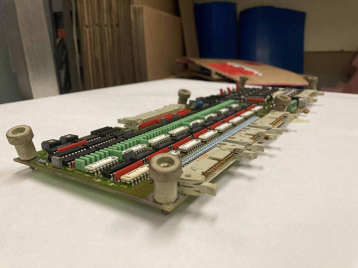 Used Siemens,6FX1124-6AD02,Input Output Board Module