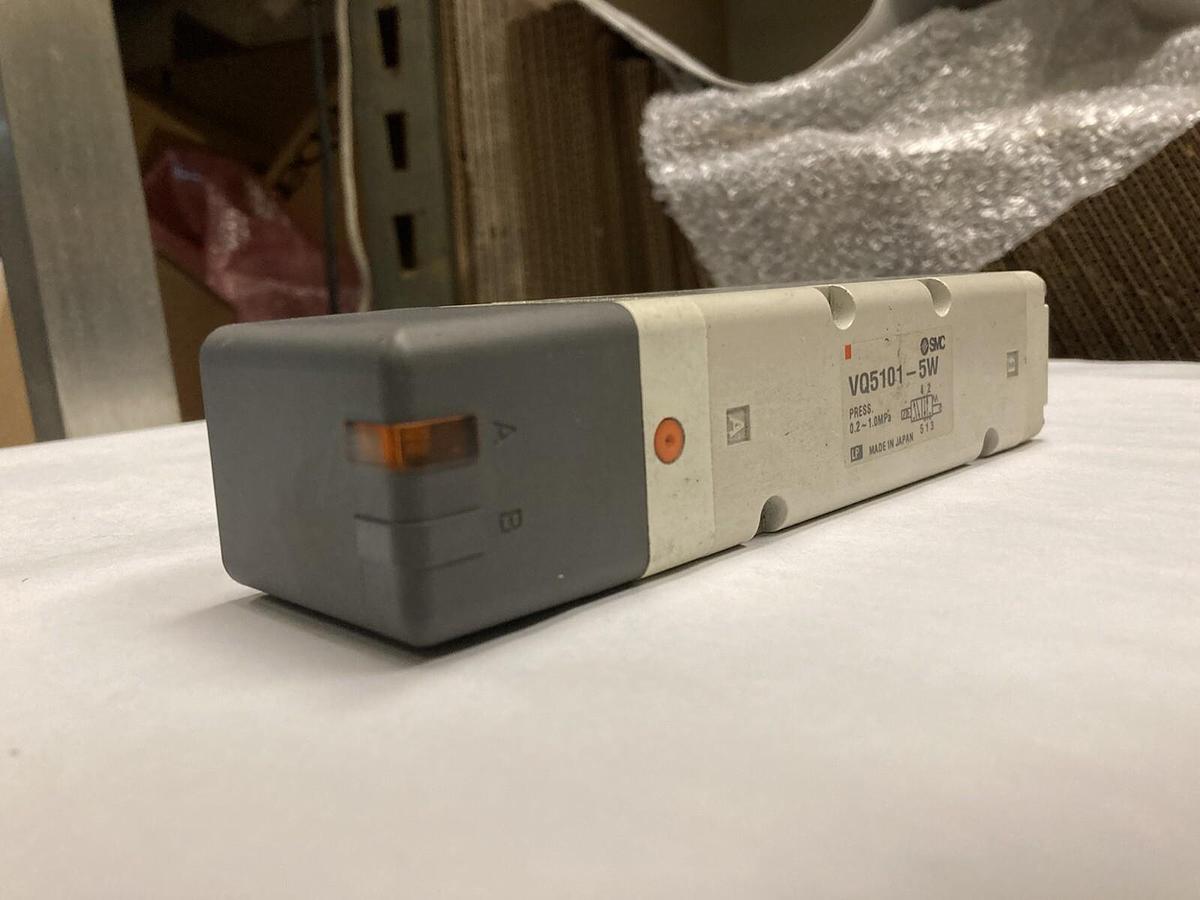 Used SMC,VQ5101-5W,Pneumatic Solenoid Valve 0.2-1.0MPa