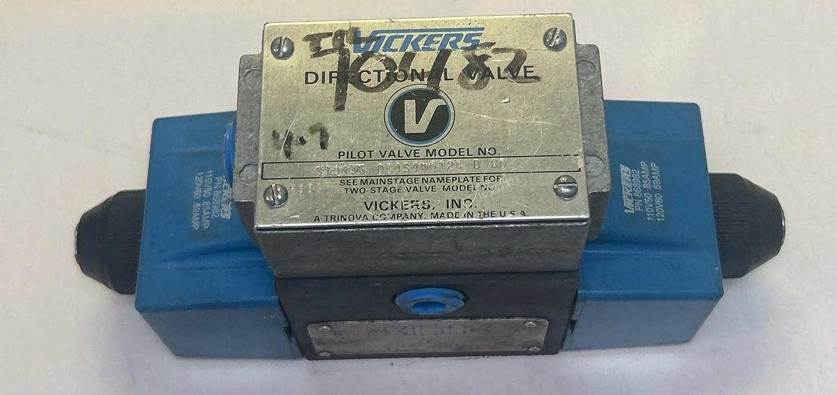Used VICKERS,DG4S4W012CB60,DIRECTION PILOT VALVE