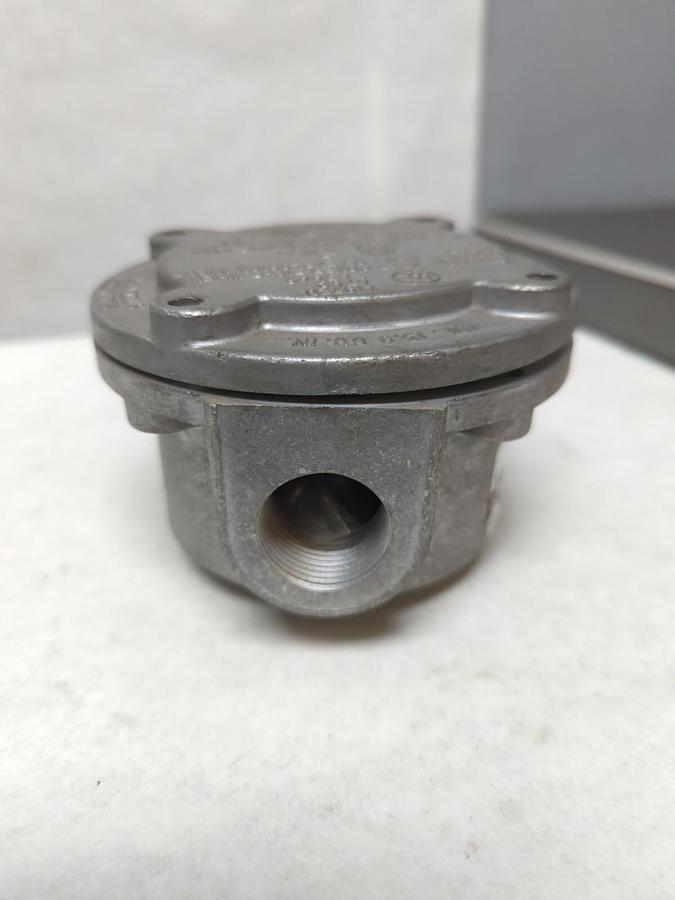 CROUSE-HINDS,C2479,CONDUIT OUTLET BOX FOR HAZARDOUS LOCATIONS NOS