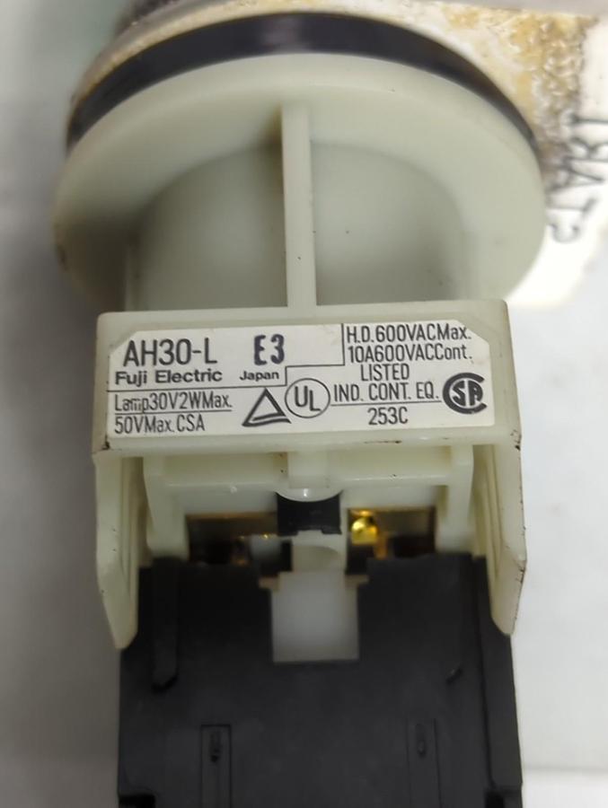 Used FUJI ELECTRIC,AH30-L,GREEN PUSH BUTTON PRE-OWNED