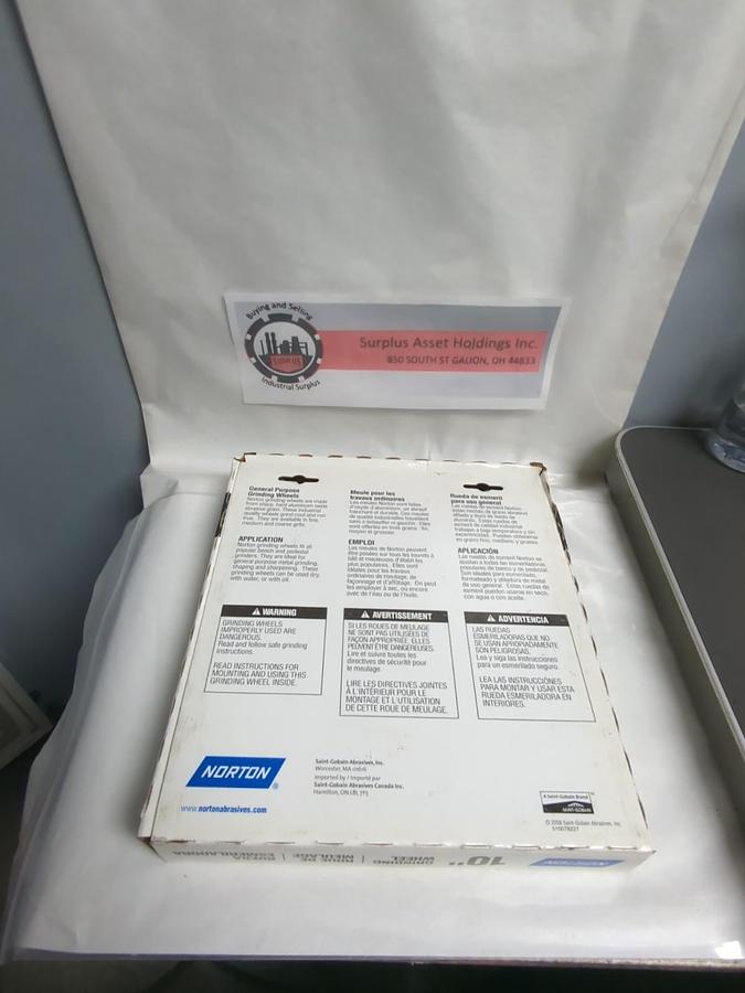 NORTON,88290,GRINDING WHEEL 10 INCH WITH BUSHINGS 10X1X1-1/4 NOS